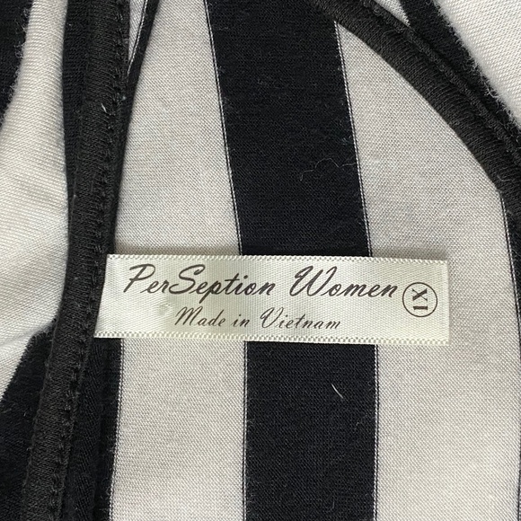 Per Seption Woman Cold Shoulder Top - Picture 6 of 7